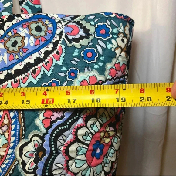 VERA BRADLEY XL OPEN WEEKENDER TOTE BAG BEACH TOTE PAISLEY PINK WHITE BLUE - Picture 12 of 16